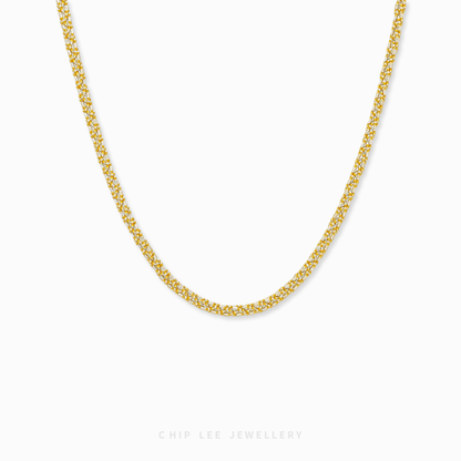 Duo Tone Bismark Chain Necklace with intricate dual-tone links, elegant women’s jewelry for everyday wear or special occasions
