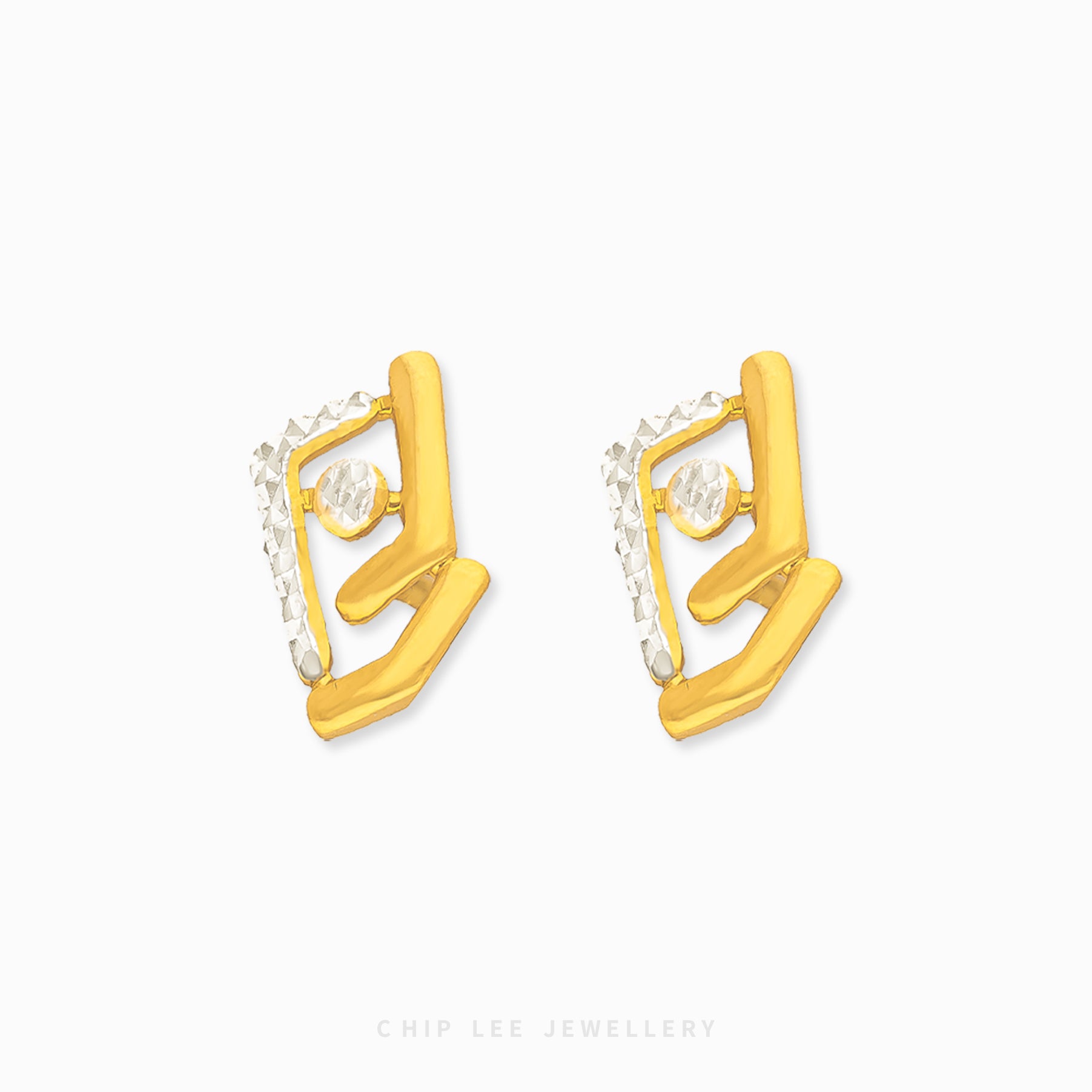 Chip Lee Jewellery Duo Tone Greco Studs. Bold 916 Gold (22K) geometric studs with Turkish design and modern two-tone contrast finish. Certified SG gold.