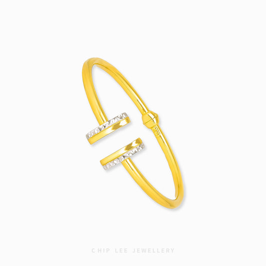 Duo Tone Parallel Cuff Bangle by Chip Lee Jewellery Singapore, sculpted 916 gold with matte and high-polish finishes, bold and elegant accessory
