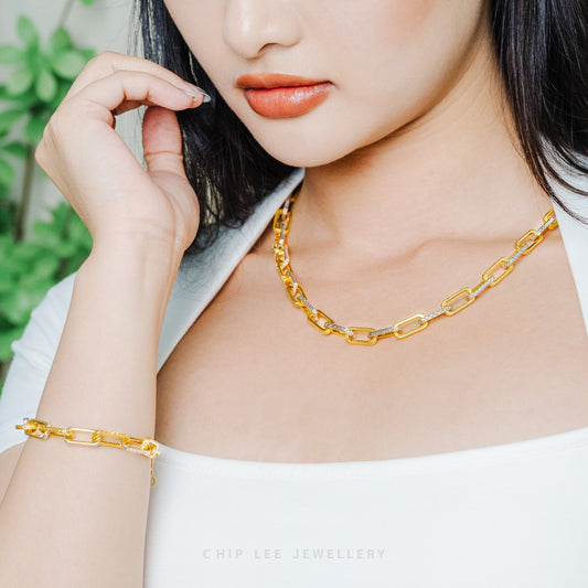 Duo Tone Rectangular Link Chain Set with alternating matte and high-polish rectangular links in 916 gold by Chip Lee Jewellery Singapore