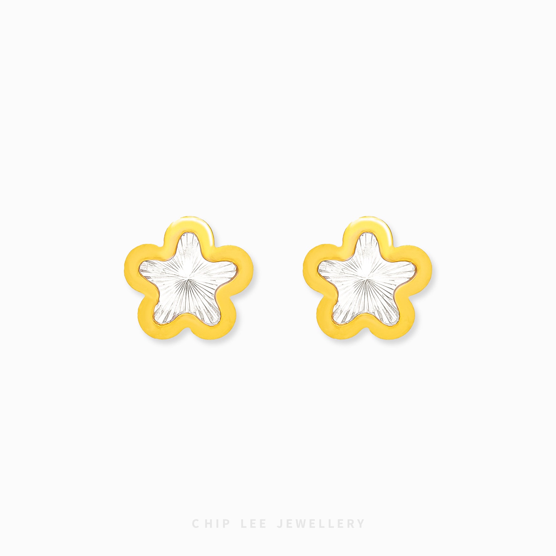 Chip Lee Jewellery Duo Tone Star Stud Earrings. Lightweight 916 Gold (22K) tiny star studs with modern two-tone contrast finish. Certified pure gold jewellery.