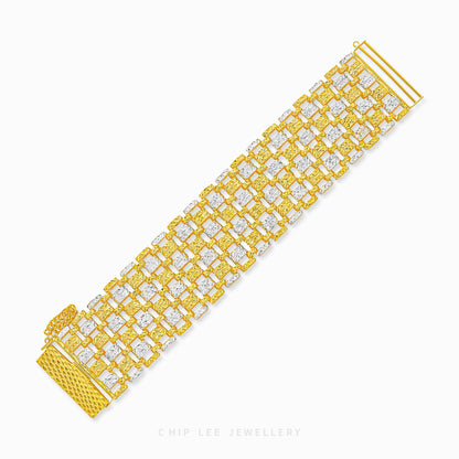 Duo Tone Statement Chain Bracelet in yellow & white 22K/916 gold by Chip Lee Jewellery Singapore – certified gold, bold dual-tone chain design.
