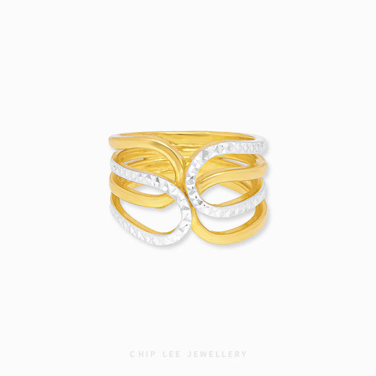 Duo Tone Trinity Ring in 22K yellow and white gold by Chip Lee Jewellery Singapore – certified 916 gold, elegant intertwined bands.