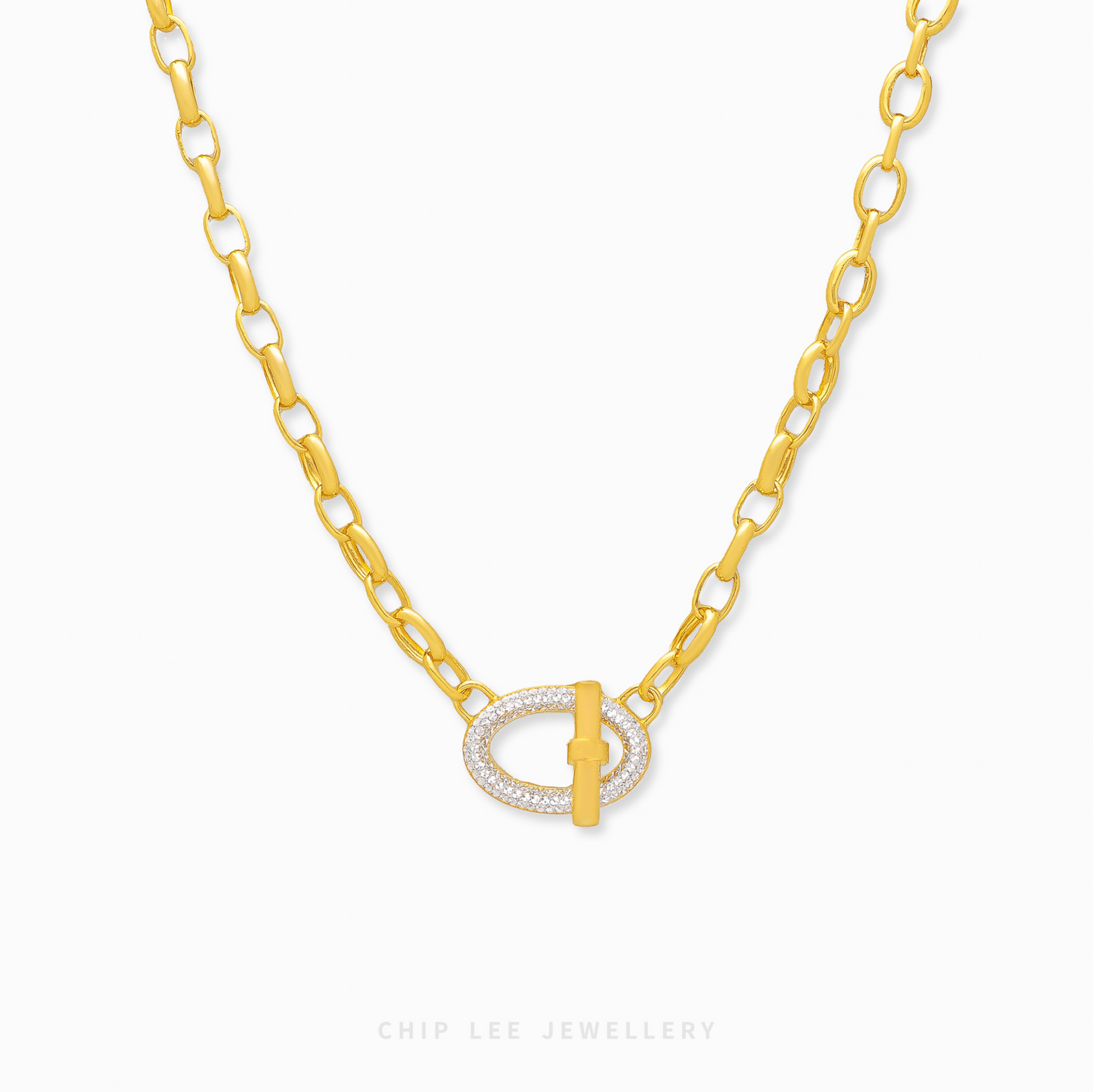 916 solid gold Esme Necklace 2-piece set with an oval-link chain and sparkling oval pendant with a gold centre bar.