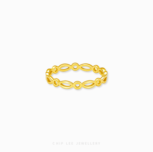 Eternity Ring with continuous band design, timeless elegant women’s jewelry symbolizing everlasting love and commitment