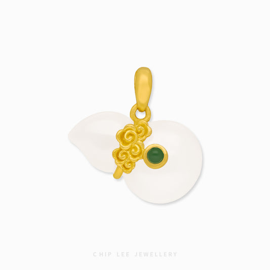 999 Pure Gold  Hu Lu ( 葫芦) Gourd He Tian Jade Pendant