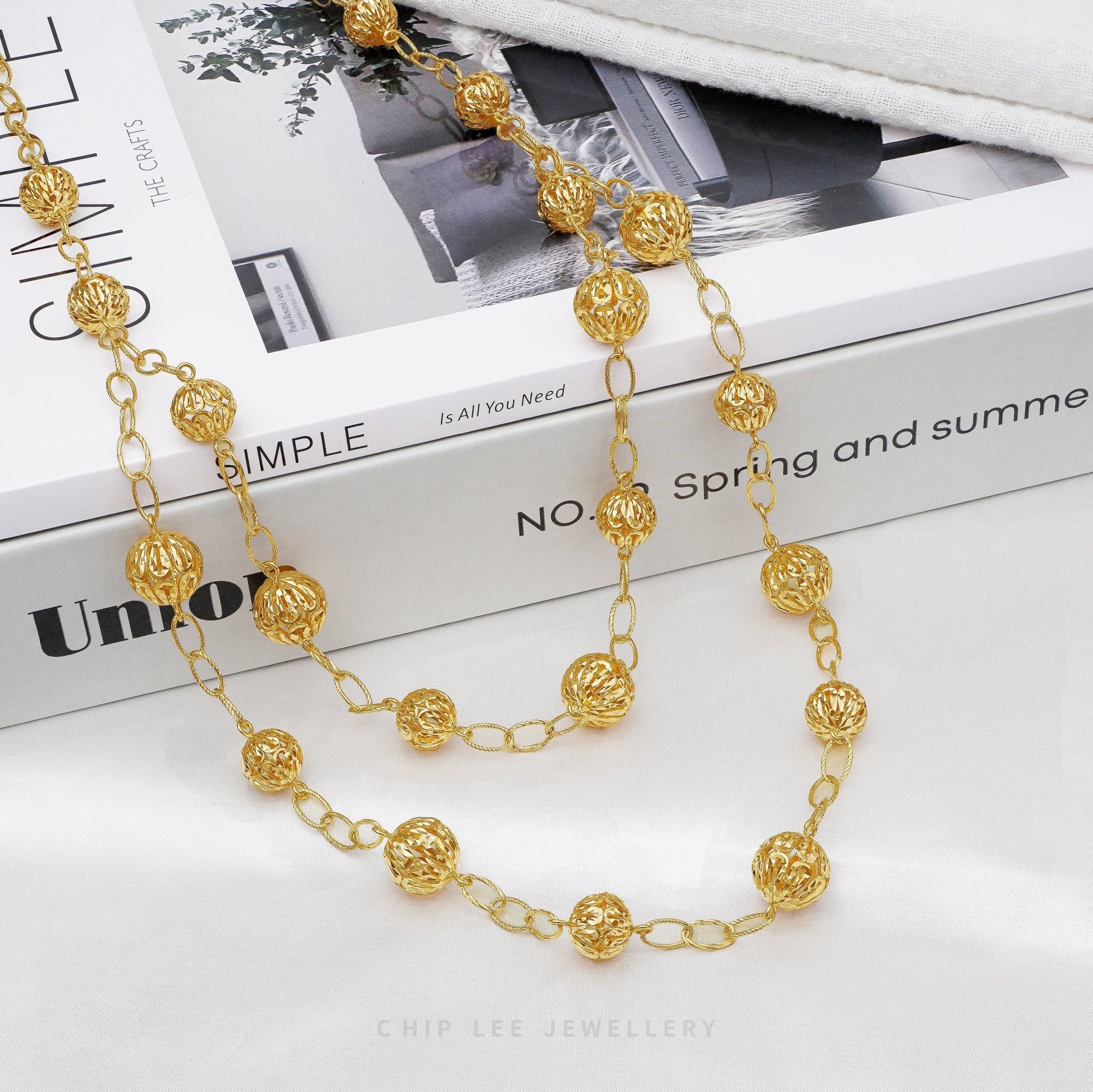 Filigree Bead Statement Necklace with interlocking circle-shaped links in 916 gold by Chip Lee Jewellery Singapore