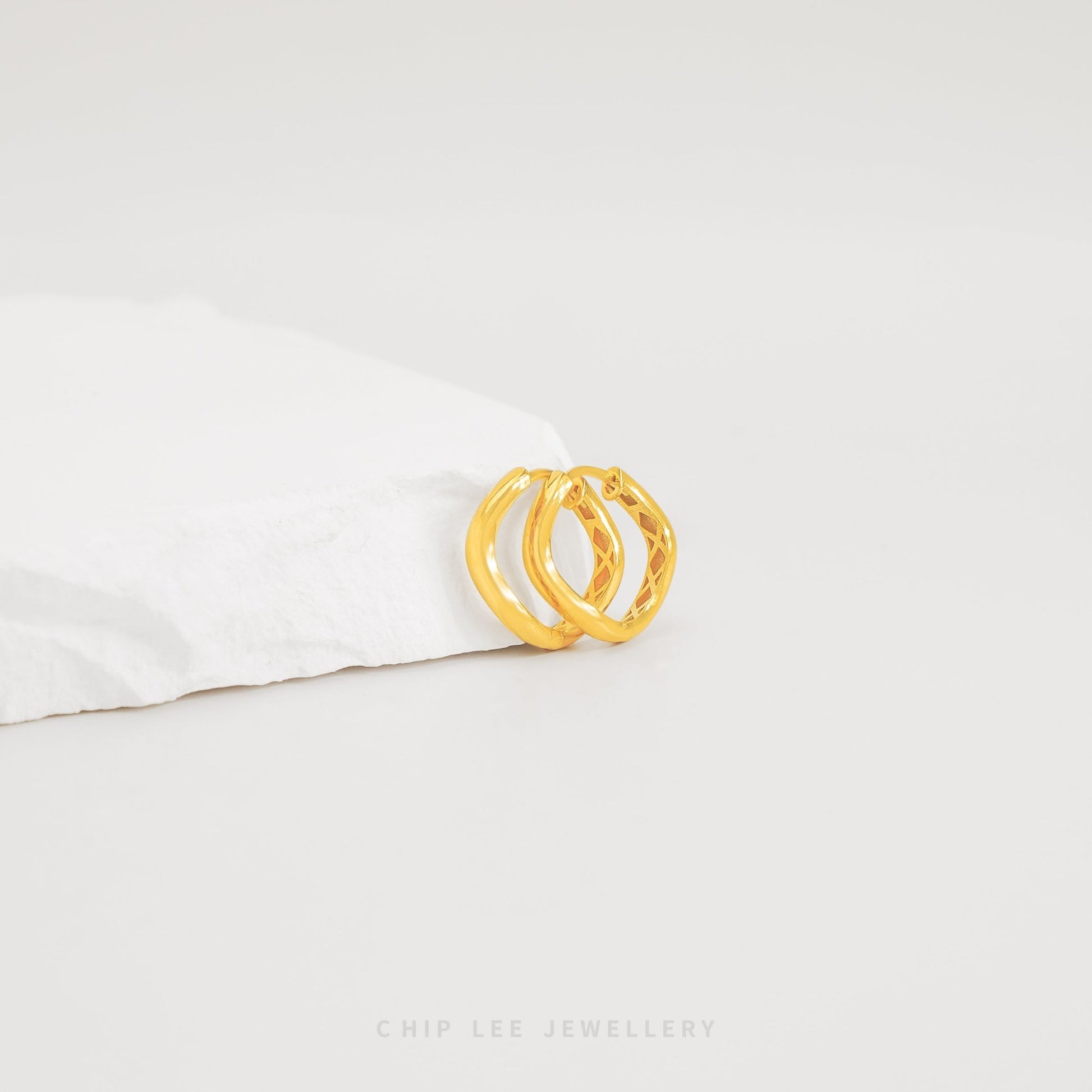 Geometric Cut Hoop Earring in 916 gold with sharp faceted cuts, modern statement style by Chip Lee Jewellery Singapore