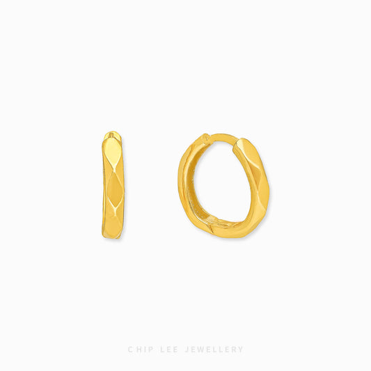 Geometric Cut Hoop Earring in 916 gold with sharp faceted cuts, modern statement style by Chip Lee Jewellery Singapore