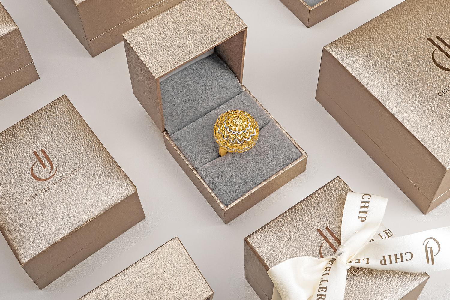 Luxury gold jewellery gift packaging by Chip Lee Jewellery presented in elegant box, symbolising a thoughtful Gift of Gold for special occasions