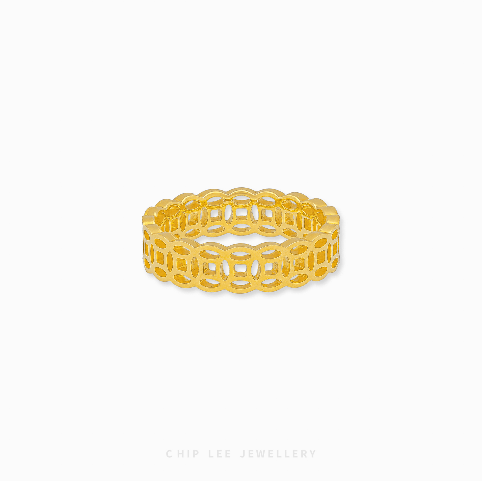 916 Gold Coin Ring featuring a traditional currency motif and a polished finish, designed for a modern luxury statement.