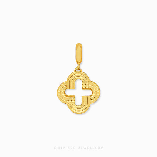 Clover Pendant