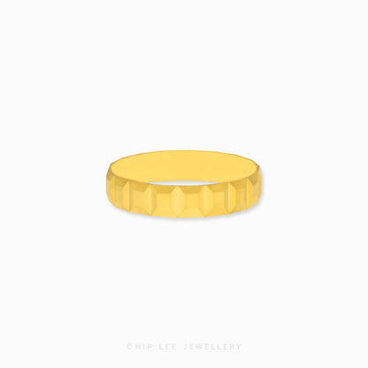 Ice Cube Ring with geometric cube-style facets band in 916 gold by Chip Lee Jewellery Singapore