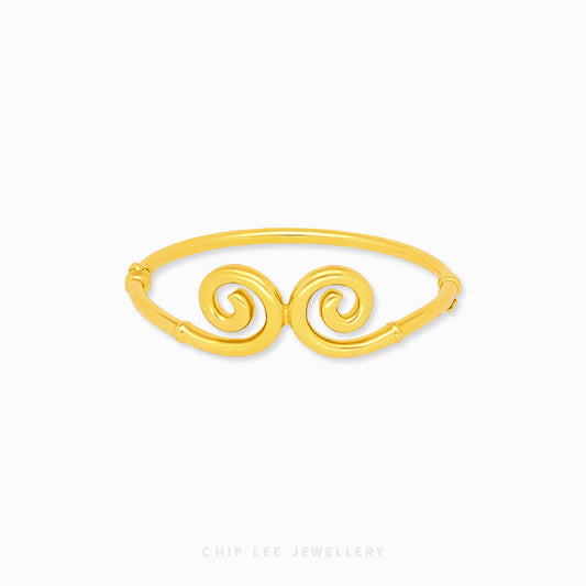 Jin Gu Quan (金箍圈) Bangle by Chip Lee Jewellery Singapore, 916/22K gold, intricate design, symbolizes strength and protection, unique accessory.