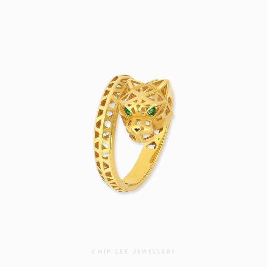 916 gold Leopard Head Ring with lifelike details, hallmarked in Singapore for purity and authenticity.