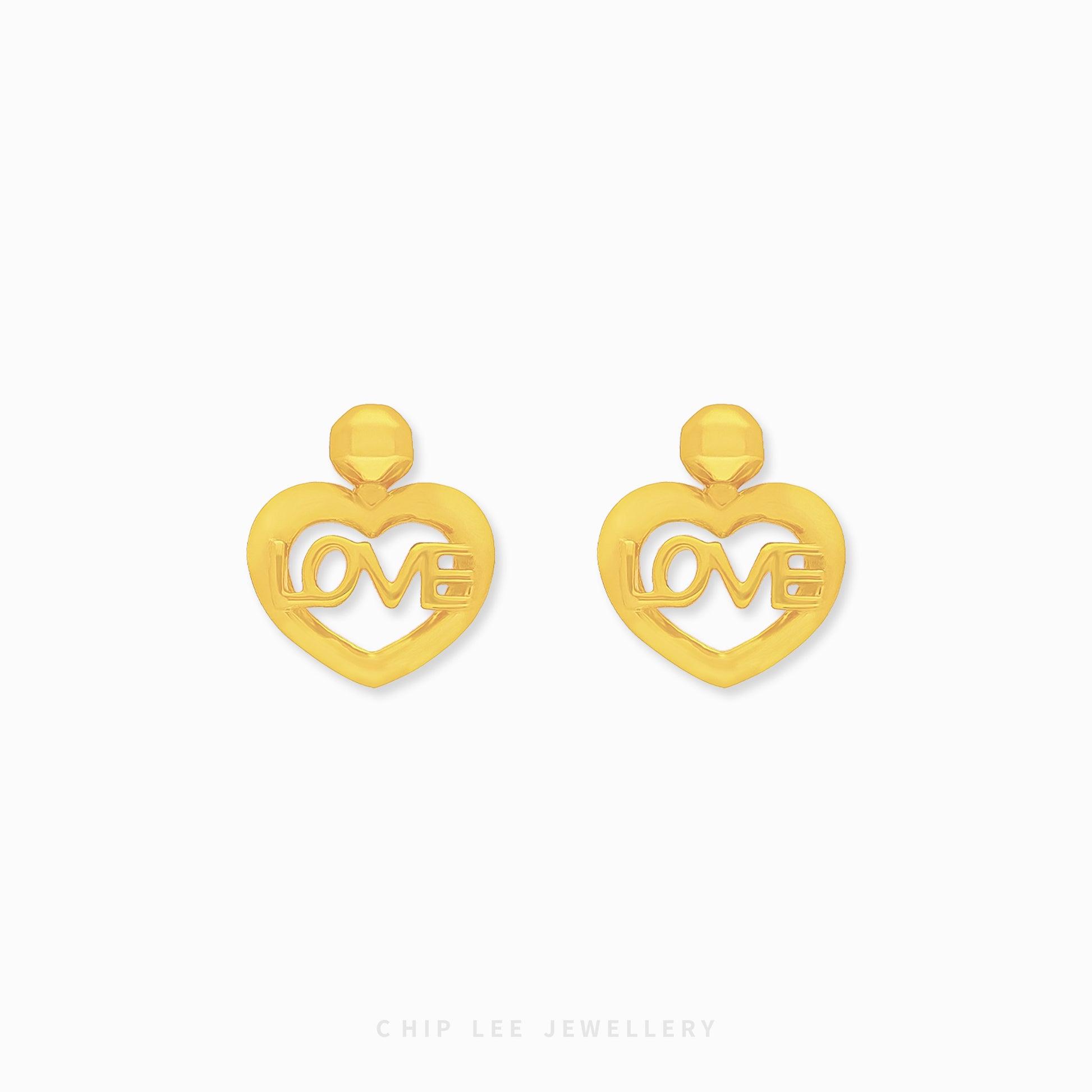 Chip Lee Jewellery Love Heart Stud Earring. Polished 916 Gold (22K) heart-shaped studs. Certified pure gold jewelry for women in Singapore.