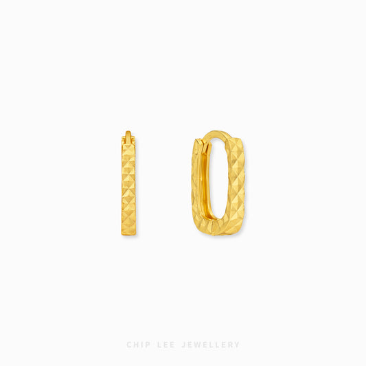 916 gold paperclip hoop earrings with textured design