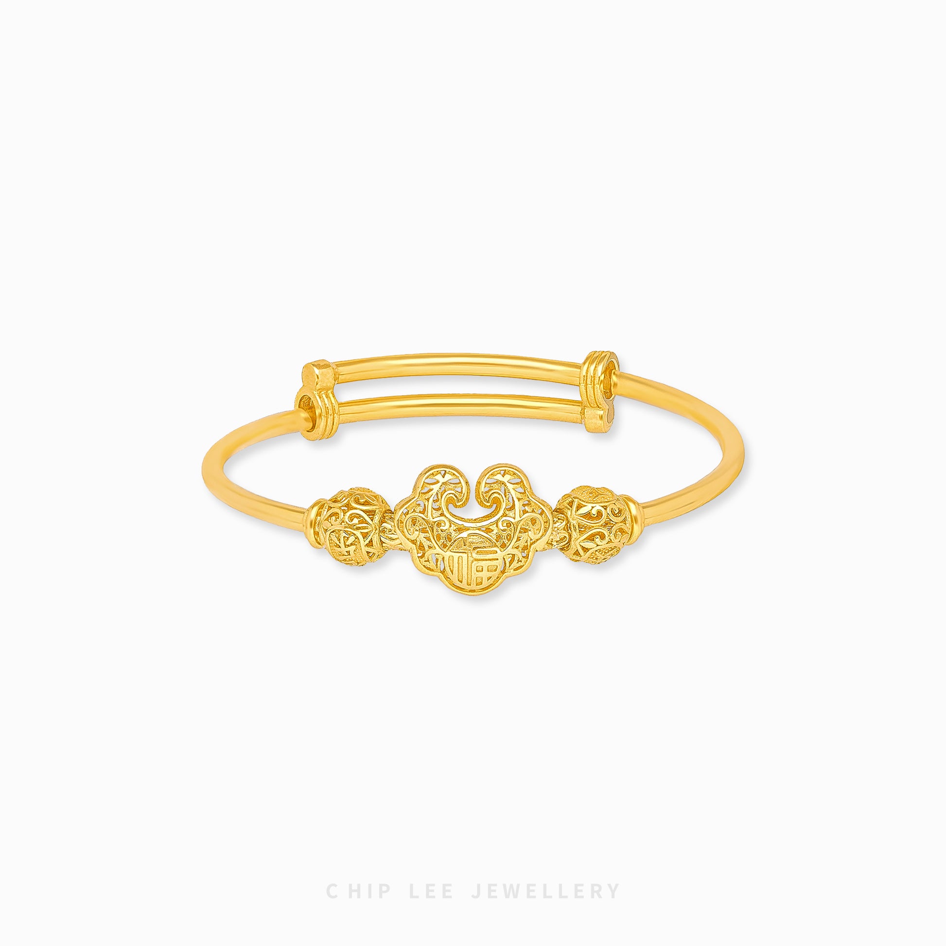 Prosperity and Good Fortune (福) Fu Baby Bangle by Chip Lee Jewellery, crafted in 916 gold, symbolizing blessings and protection for newborns.