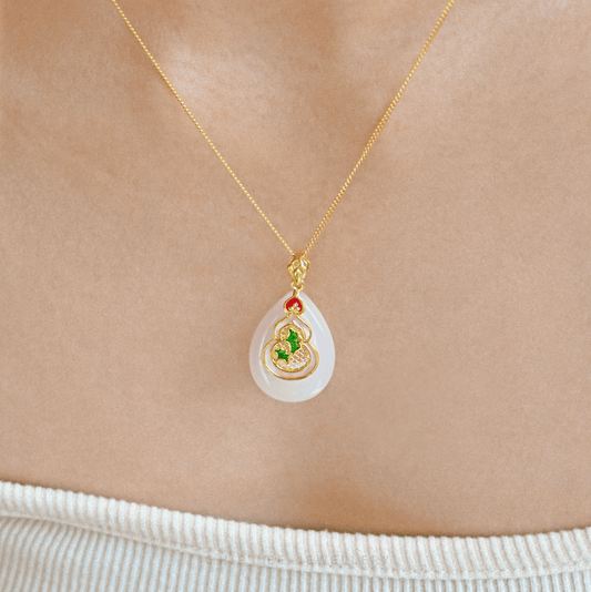999 Pure Gold Hu Lu (葫芦) Gourd Teardrop He Tian Jade Pendant