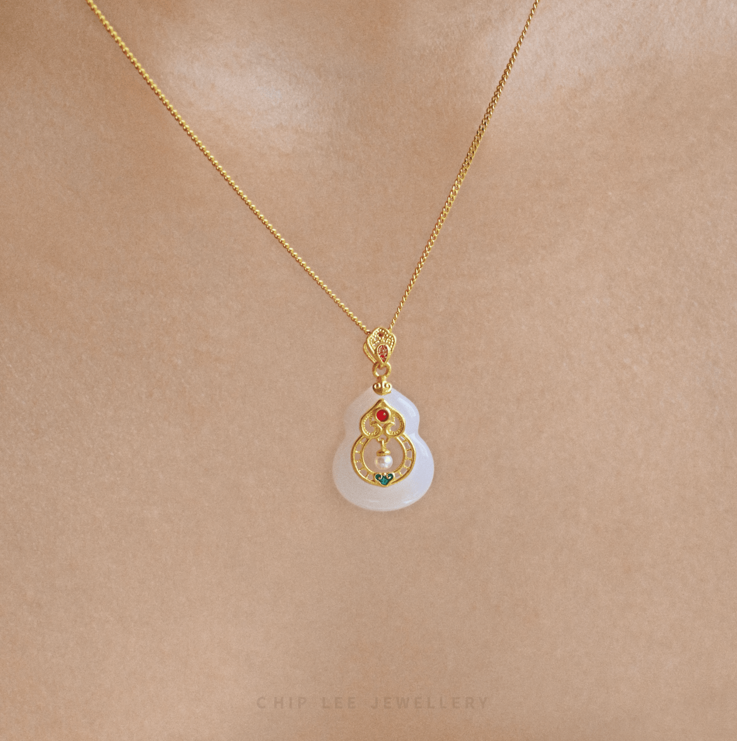 999 Pure Gold Classic Hu Lu (葫芦) Gourd He Tian Jade Pendant