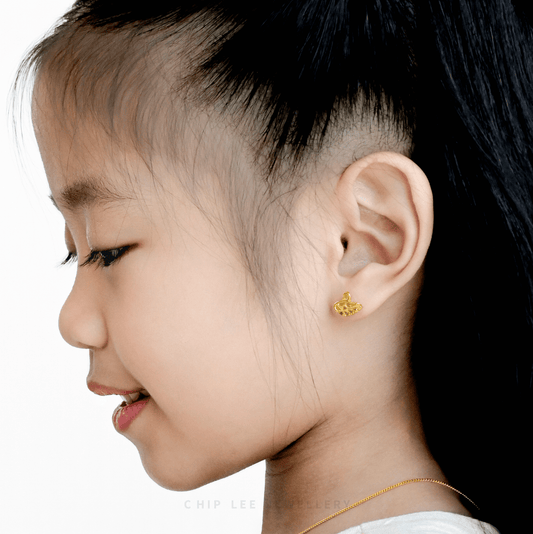 Swan Stud Earrings