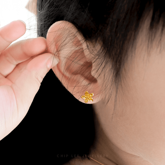 999 Pure Gold Floral Stud Earrings