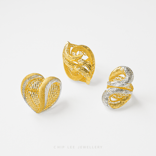 Statement Dewdrop Ring