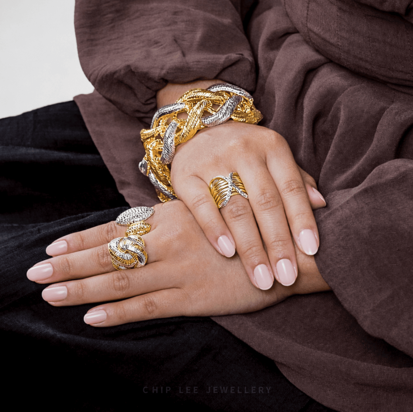 Duo Tone Criss-Cross Ring