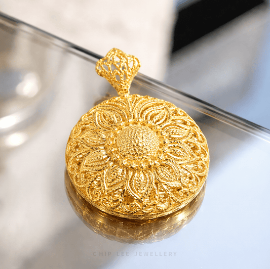 Rosette Blossom Pendant