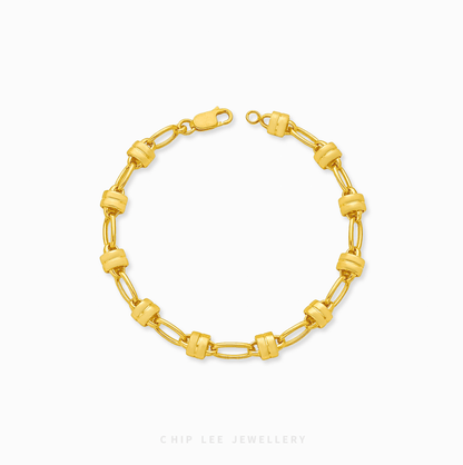 Barrel Link Bracelet with smooth barrel-shaped links, modern elegant women’s jewelry, perfect for daily or special occasion wear