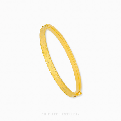 916 gold Honeycomb Bangle, modern geometric women’s gold bracelet for everyday wear, stacking, or gifting