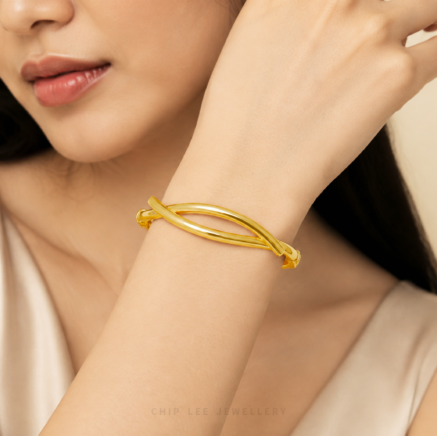 Crossover Bangle