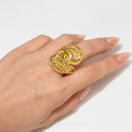 Sculpted Swirl Ring