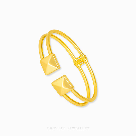 Square Cuff Bangle by Chip Lee Jewellery Singapore, certified 916/22K gold squared silhouette, modern geometry, bold elegance accessory