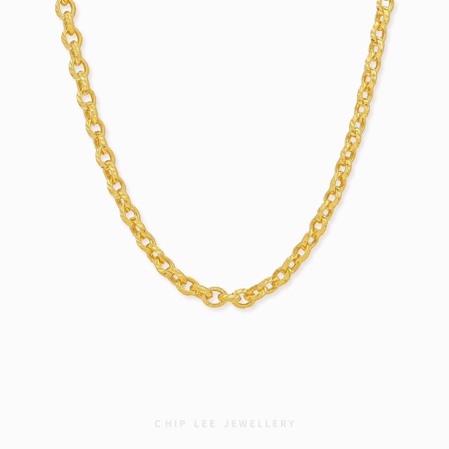 916 Gold Textured Rolo Link Chain by Chip Lee Jewellery Singapore. Substantial, oval links with a unique texture for pendants.