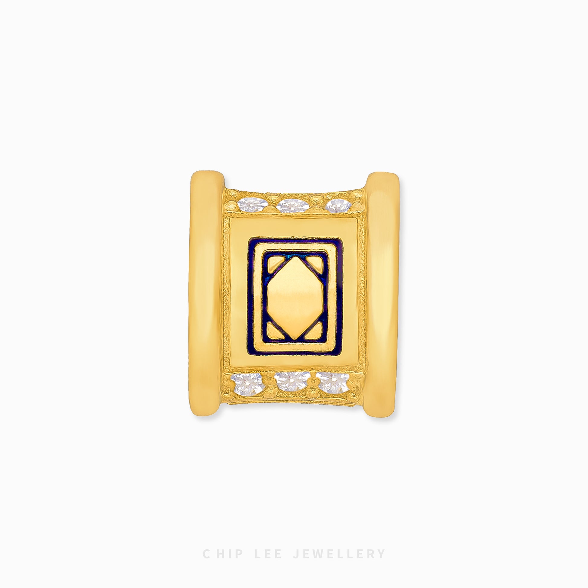 Trio Mahjong Charm with three classic Mahjong tiles crafted in solid gold, ideal for cultural and stylish jewellery accessories or gifts.