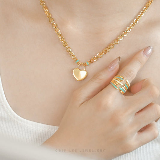 Turquoise White Enameled Wings Ring in 916 gold, hallmarked in Singapore for certified purity and authenticity.