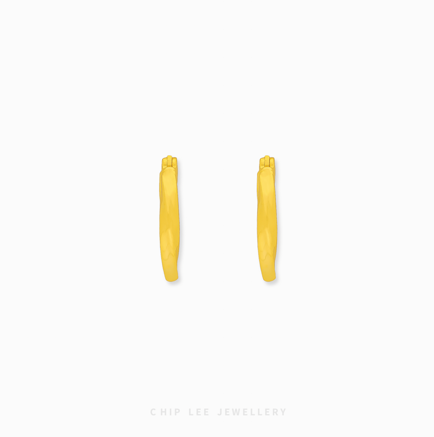 Chip Lee Jewellery Singapore Twisted Hoop Earrings 916 Gold for women. Textured gold hoops online. Modern, elegant, daily wear accessory.